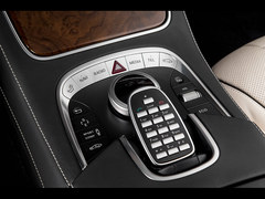 奔驰S400优惠6万起提车 机会难得速抢购