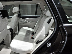 宝马X5现车今日放价 商家促销价格直降