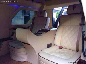 2015款乔治巴顿抵港 天津现车360万盛大发售