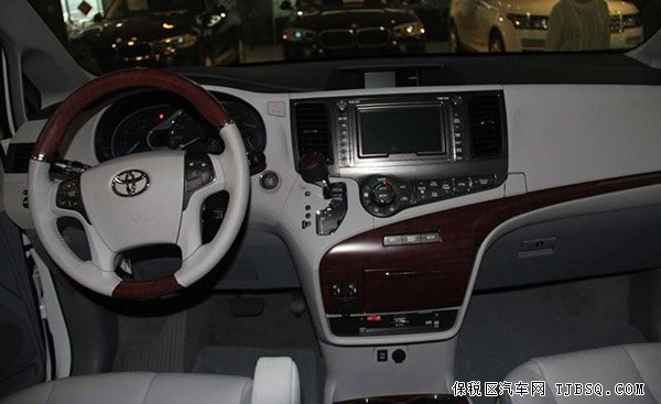 新款丰田塞纳商旅新宠特卖 多用途商务现车热卖