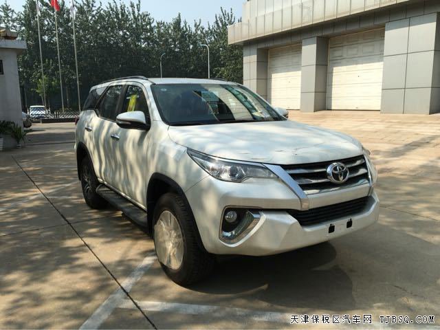 2016款丰田穿越者2.7L中东版 7座/17轮/底挂现车33.8万