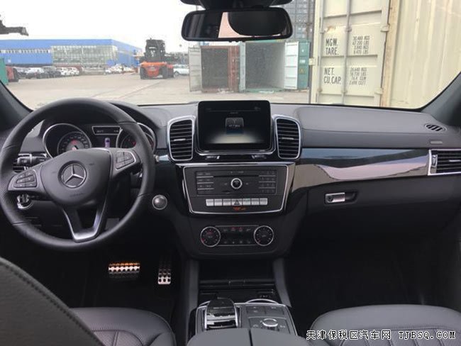 2018款奔驰GLE400墨规版 哈曼/天窗/20AMG轮现车76.5万