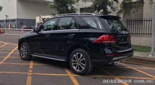 2018款奔驰GLE400中东版运动SUV 3.0T现车优惠购