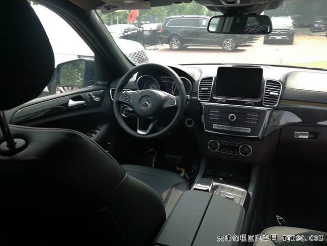 2018款奔驰GLE550e混动动力版 3.0T现车惠满津城