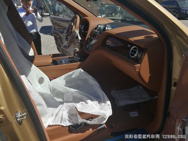 平行进口车宾利添越6.0T汽油版 18款现车