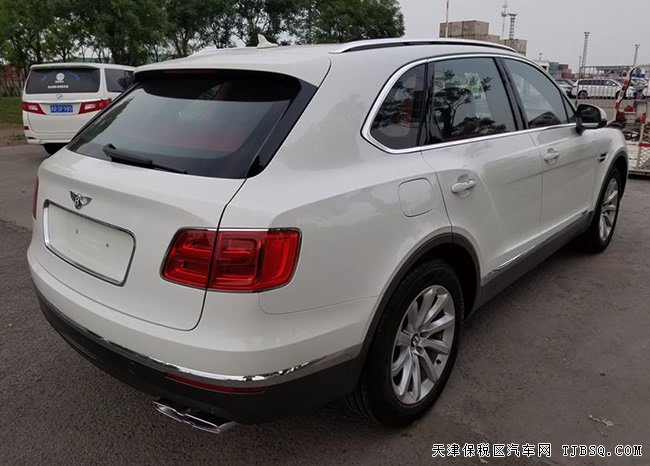 平行进口车18款宾利添越4.0T柴油版 现车优惠酬宾