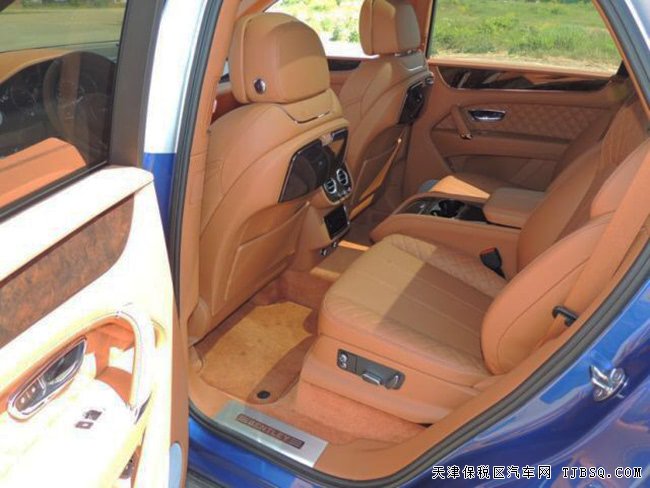 18款宾利添越4.0T欧规版 22轮/旅行包/穆勒包现车258万