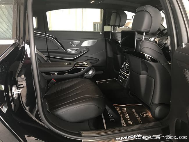 2018款奔驰迈巴赫S560美规版 20轮/全景/雷测现车230万