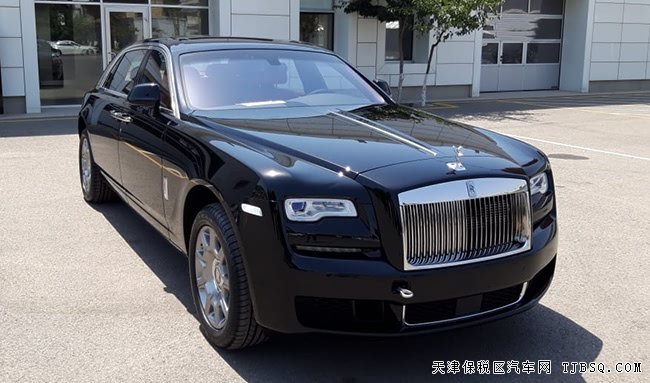 18款劳斯莱斯古思特6.6T加长版 19轮/全景天窗现车558万