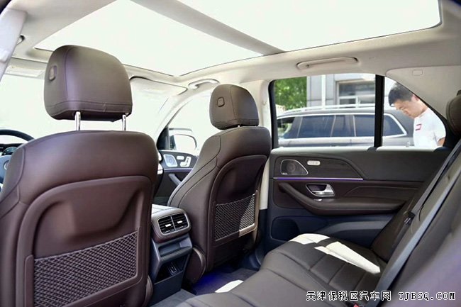 平行进口20款奔驰GLE450加规版 豪华SUV乐享极致