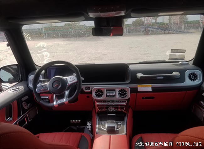2019款奔驰G63AMG加规版 4.0T现车热卖震撼呈现