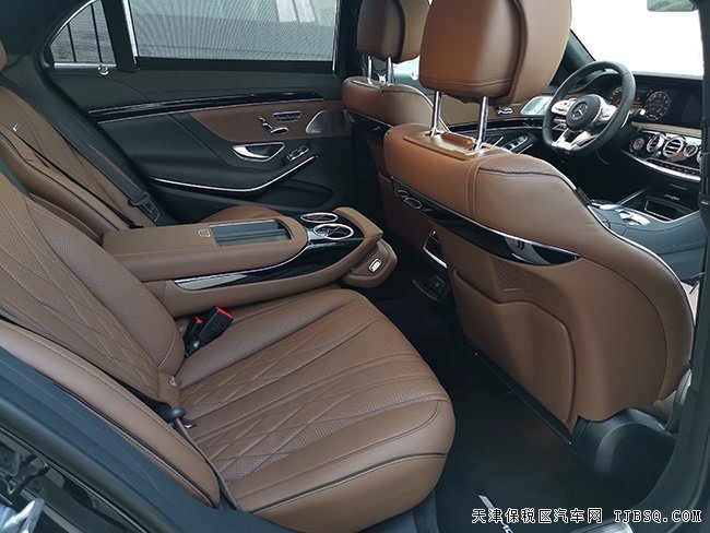 2018款奔驰S63AMG加规版 独家包/豪华座椅包现车188万