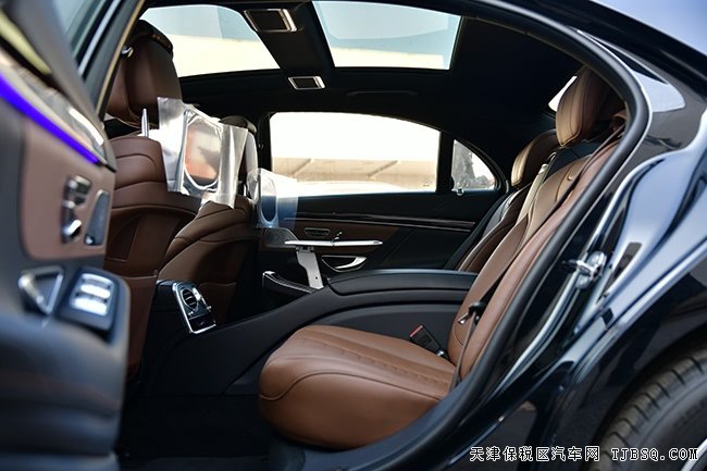 2019款奔驰S560加规版 四座包/座椅包/豪华包现车157万