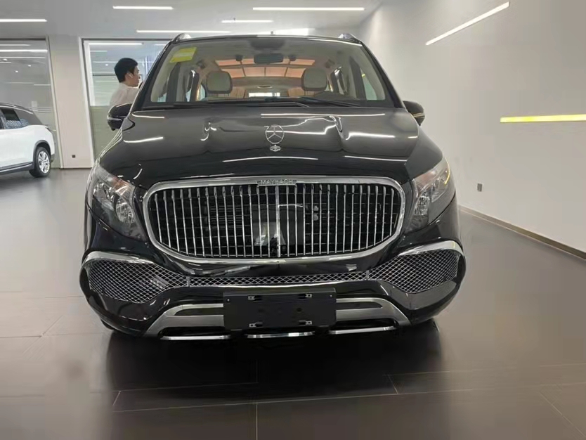 2021款奔驰 威霆商务7座 天津港保税区现车随时提