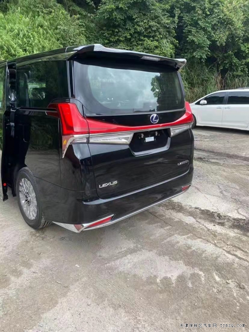 进口2021款 雷克萨斯LM300  2.5L  现车价格