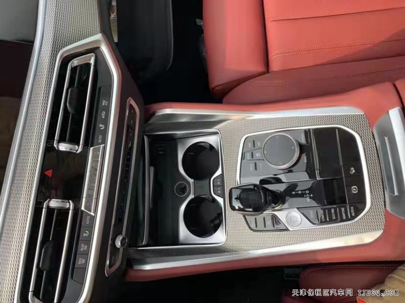21款宝马X6  3.0T M运动 特价随时提车