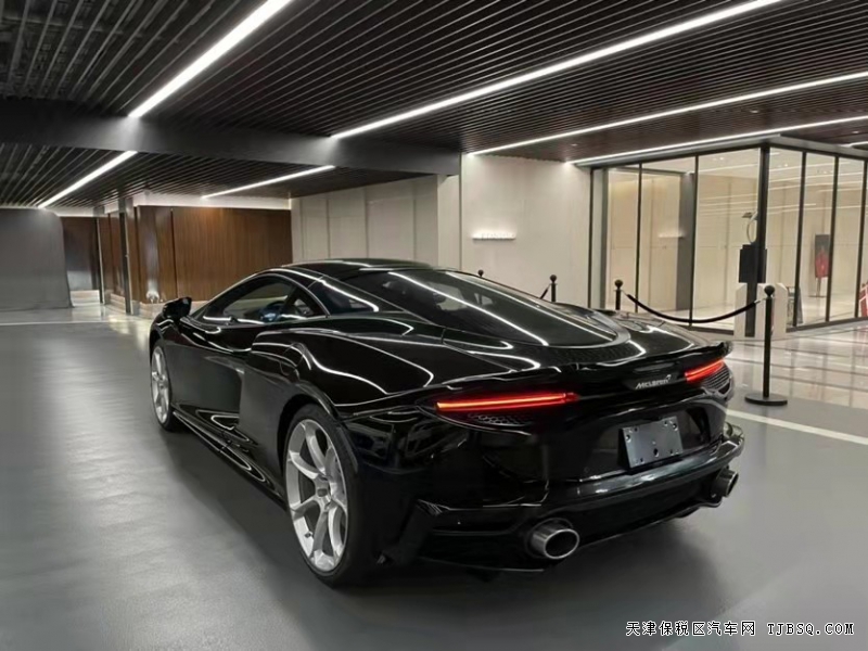微信图片_20211027095731.jpg 迈凯伦鸥翼展翅 这台GT绝对是所有男人的梦想座驾