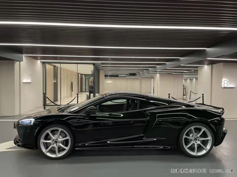 微信图片_20211027095730.jpg 迈凯伦鸥翼展翅 这台GT绝对是所有男人的梦想座驾