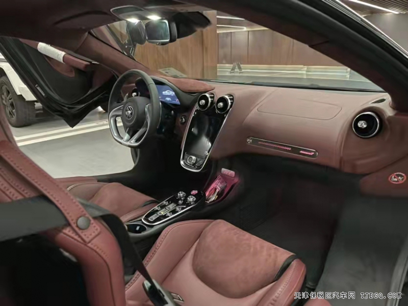 微信图片_20211027095738.jpg 迈凯伦鸥翼展翅 这台GT绝对是所有男人的梦想座驾