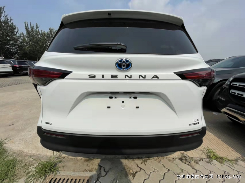 21款丰田塞纳四驱 LE  港口十月清仓处理