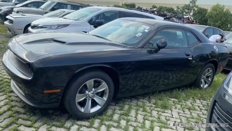 微信图片_20211027133936.jpg 20款道奇挑战者SXT 港口现车秋季特价让利销售