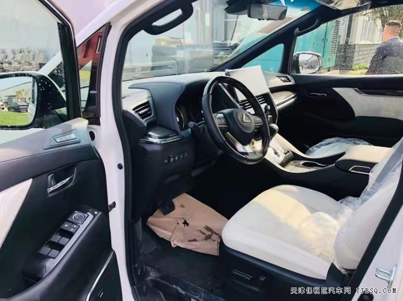 21款雷克萨斯LM300  港口十月特价销售