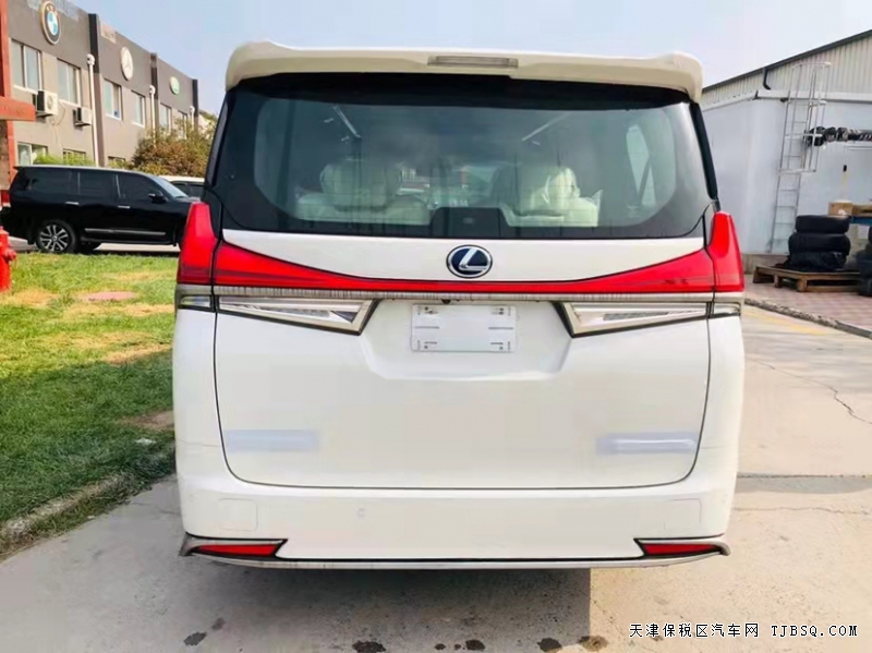 21款雷克萨斯LM300  港口十月特价销售