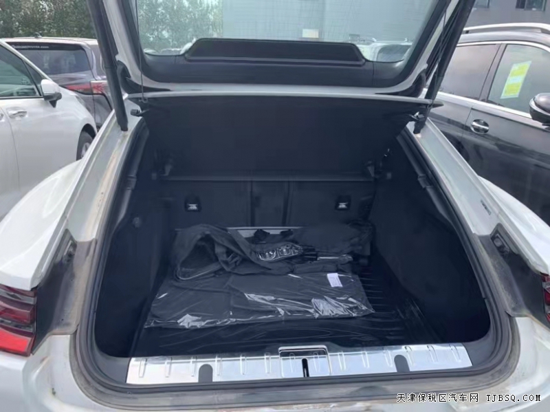 20款保时捷帕纳梅拉 月底酬宾 独特风格体验