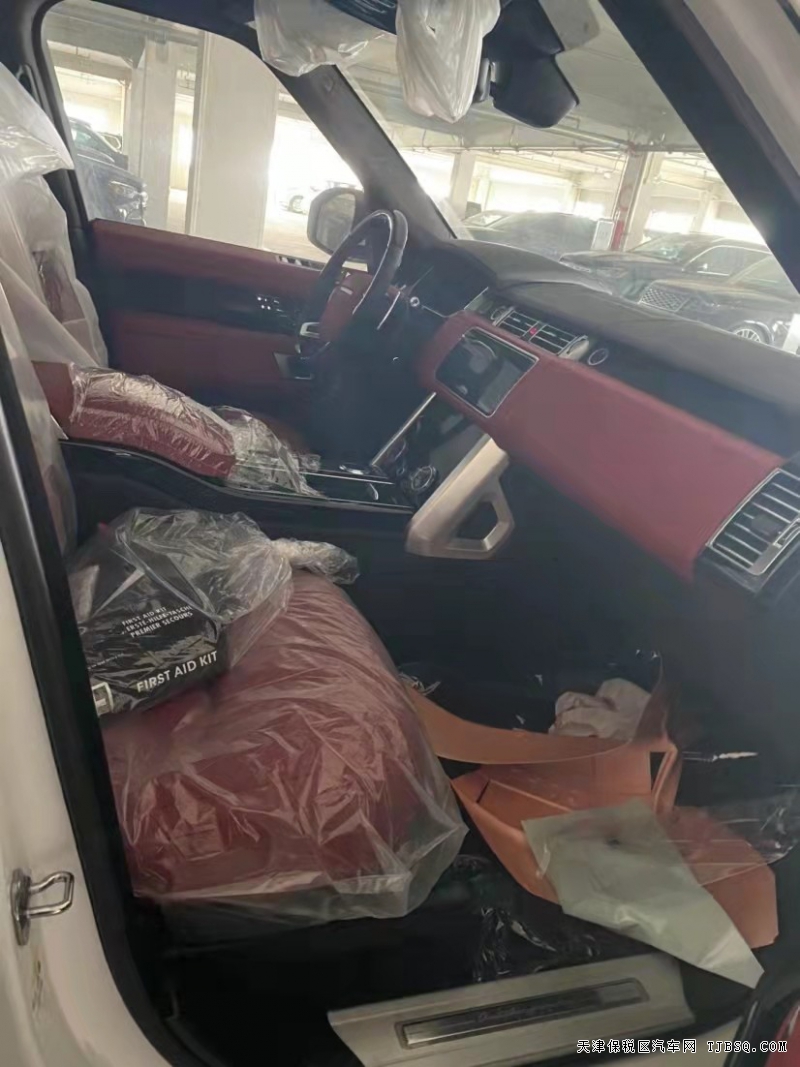 21款路虎揽胜行政创世加长版 天津港特惠