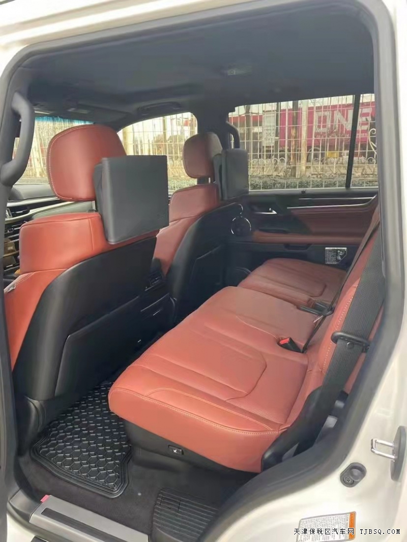 21款雷克萨斯LX570  霸气越野车天津港直销价