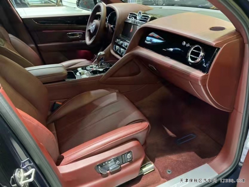 微信图片_20211101160227.jpg 21款宾利添越 天津港保税区国六特惠价 可分期购