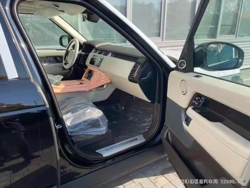 21款揽胜行政Vogue 加长  展位现车最大优惠放送