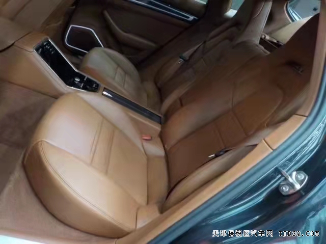 微信图片_20211102133044.jpg 20款保时捷Panamera 现车天津港实拍价格