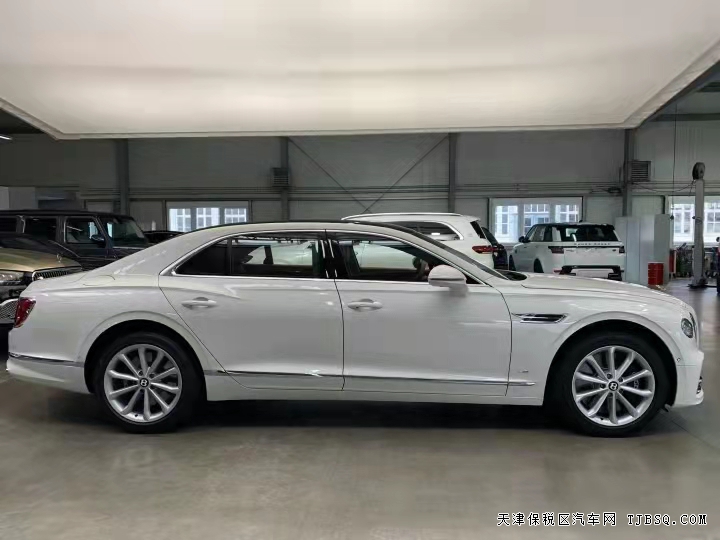 22款宾利飞驰 买百万豪车首选天津港
