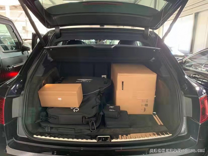 20款宾利添越3.0T  清仓十月裸利促销