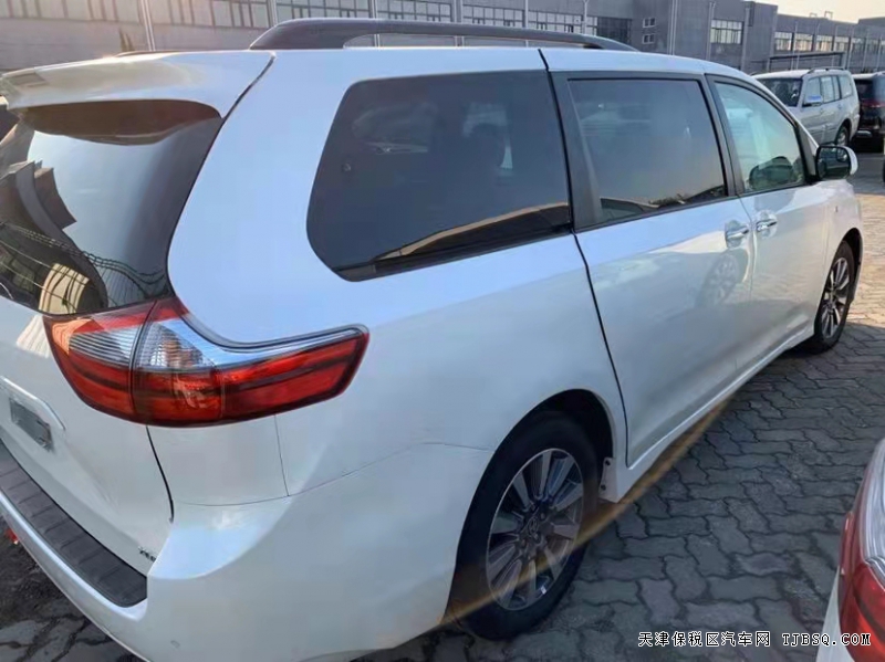 20款塞纳两驱XLE真皮  港口现车亲情价钜惠