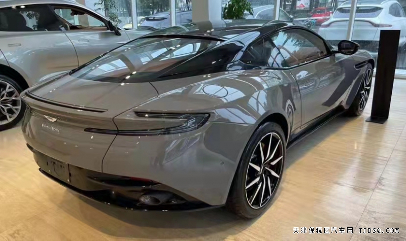 微信图片_20211104133720.jpg 20款阿斯顿·马丁DB11 年终大促购车豪礼相送