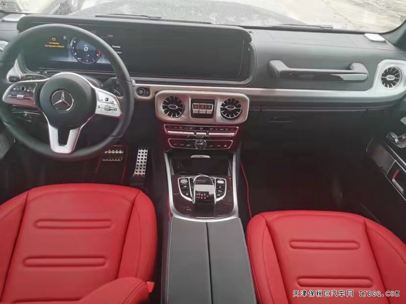 21款 奔驰G550 硬派越野气场实用性很高  