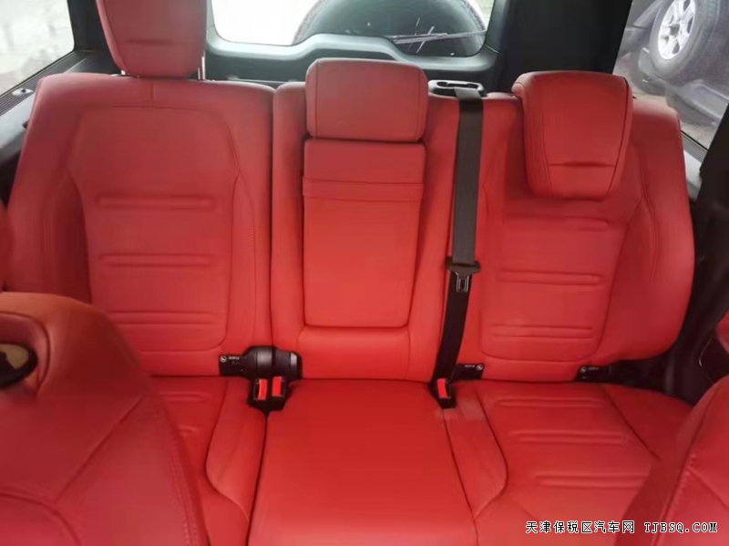 21款 奔驰G550 硬派越野气场实用性很高  