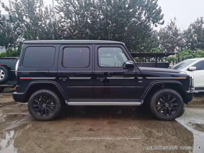 21款 奔驰G550 硬派越野气场实用性很高  