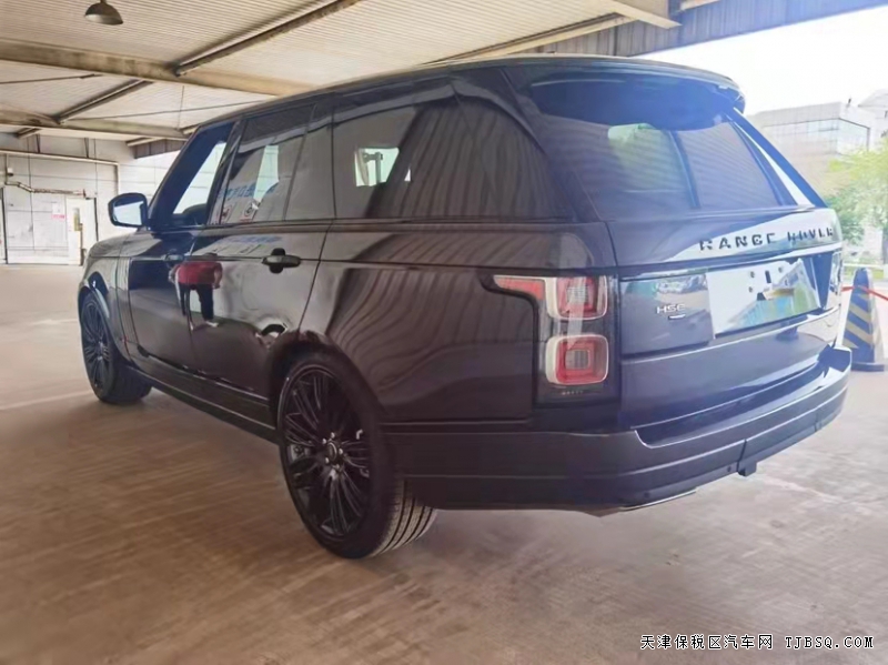21款路虎揽胜行政黑曜版  港口秋季特价让利