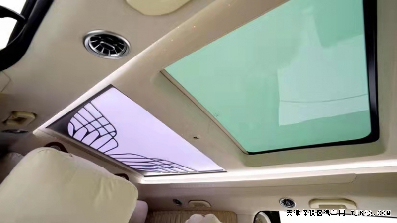 微信图片_20211106140325.jpg 21款奔驰V260L升级黑金双拼高顶商务车 商务洽谈必备之选