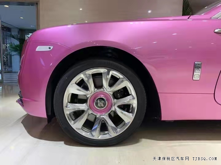 劳斯莱斯魅影  奢华中带着小浪漫