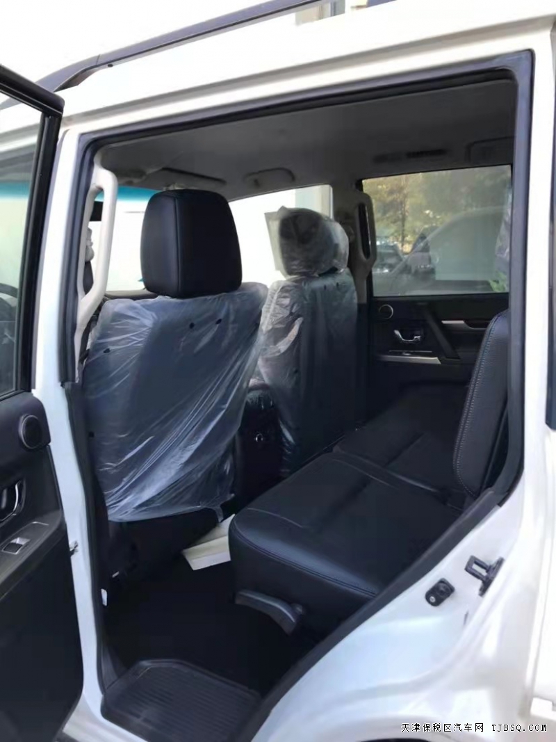 微信图片_20211110142825.jpg 国五三菱帕杰罗V97 港口现车最新劲爆价40余万