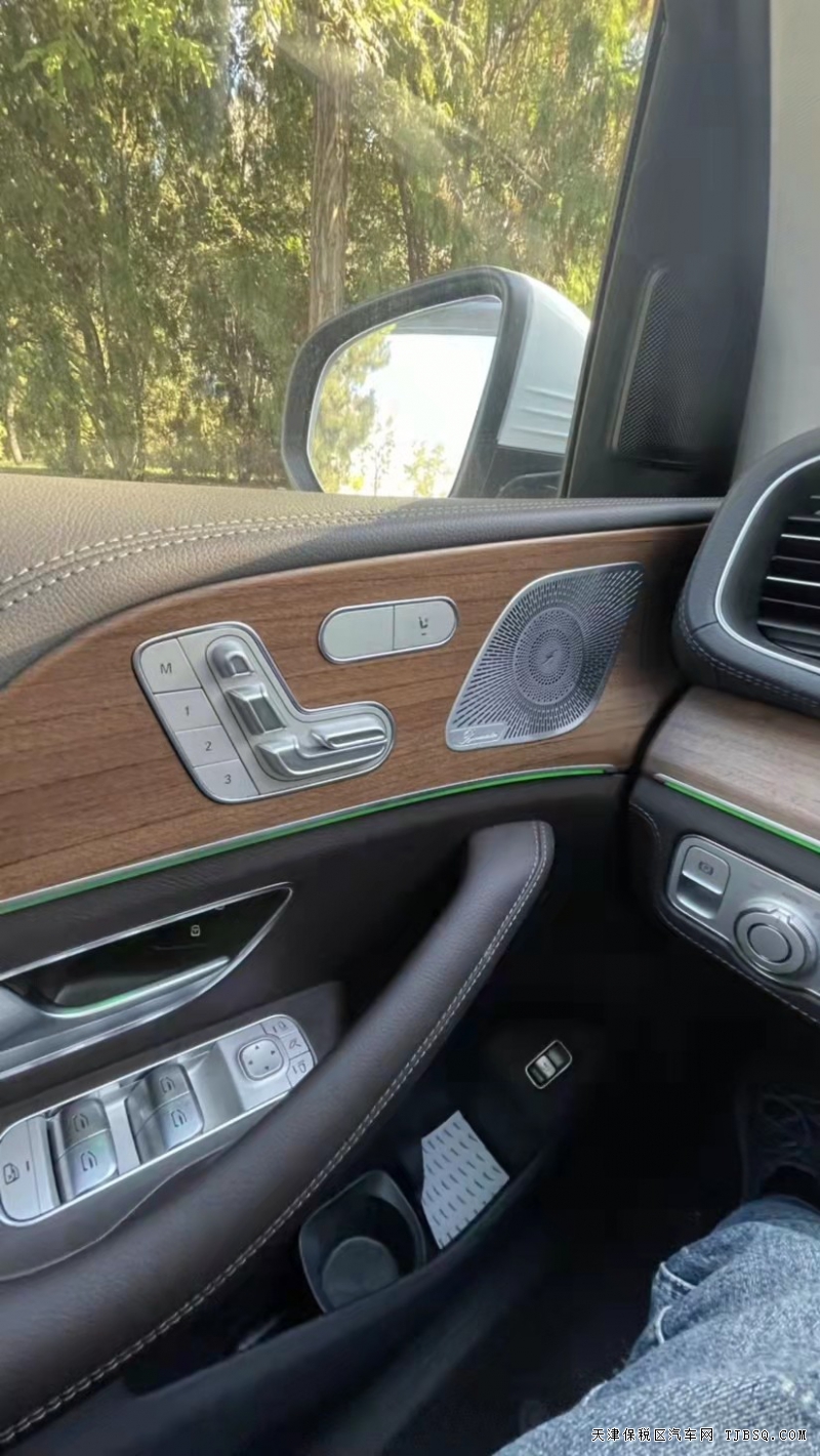 微信图片_20211113095039.jpg 墨版奔驰GLE450 低价清仓优惠多