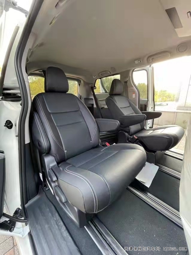 20款丰田塞纳3.5四驱SE  国六现车可分期