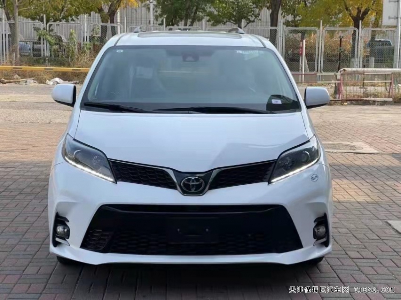 20款丰田塞纳3.5四驱SE  国六现车可分期