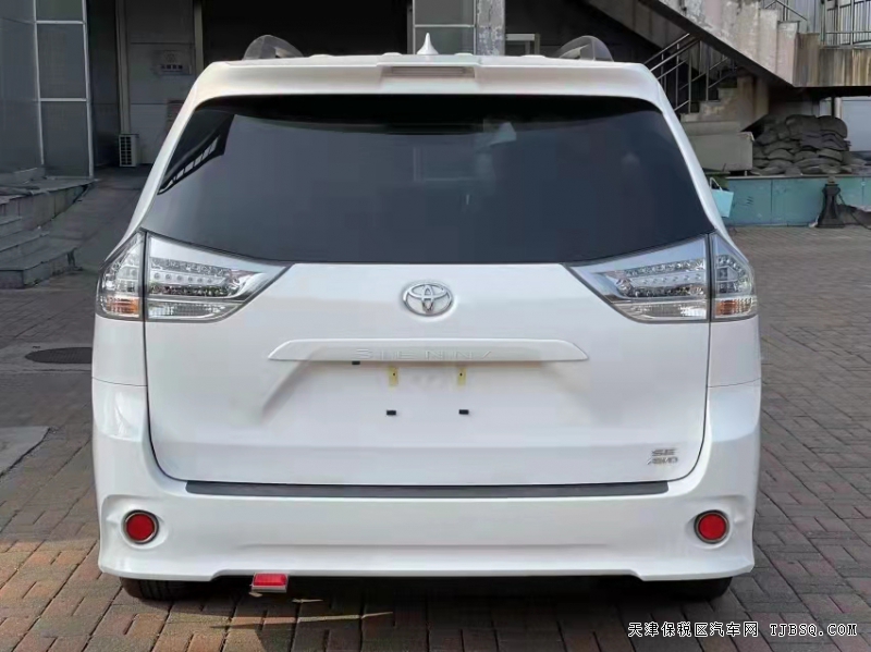 20款丰田塞纳3.5四驱SE  国六现车可分期