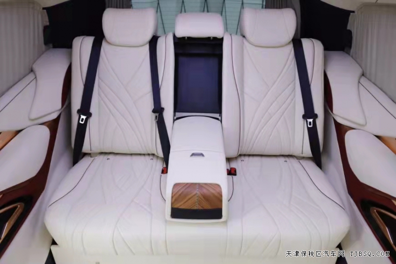 微信图片_20211115132435.jpg 奔驰威霆 升级高顶双门豪华商务车