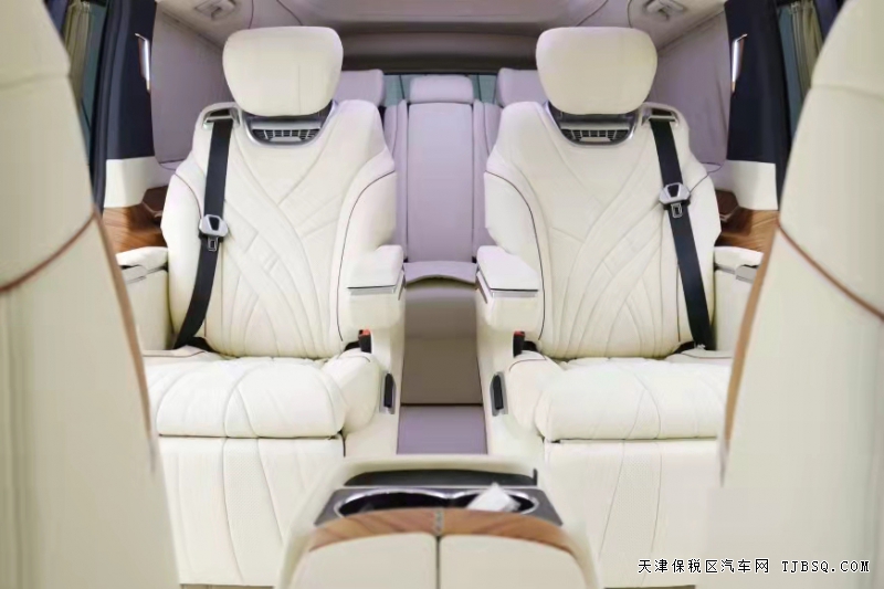 微信图片_20211115132433.jpg 奔驰威霆 升级高顶双门豪华商务车